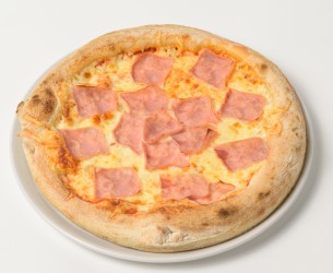 2. Pizza Prosciutto